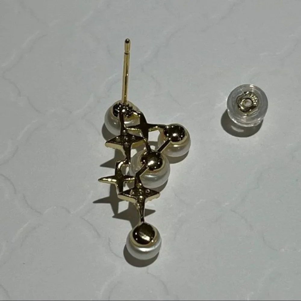 14K Gold Filled Shining Genuine Freshwater Pearl Stud Earrings - Picture 10 of 10